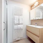 Cosy Flat In Brussel Center דירה *